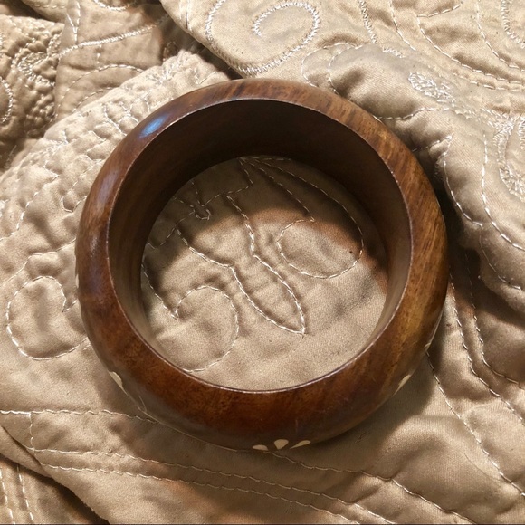Vintage Boho Wooden Bangle Bracelet - Picture 2 of 2